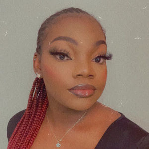 Meet your Posher, Eke